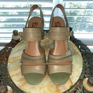MRKT Women Polly Tuffle T-Strap Cork Platform High Heel Sandals Taupe Size 9.5